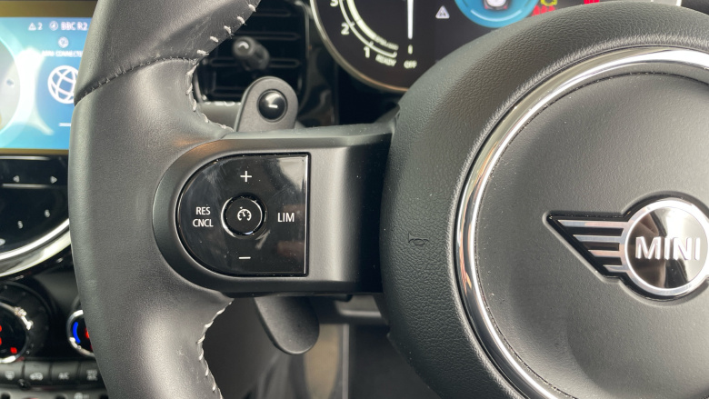 MINI Hatchback 2.0 Cooper S Classic Premium 5dr Auto Petrol Hatchback